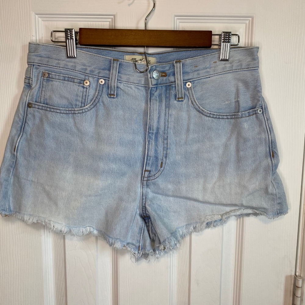 Madewell Relaxed Denim Shorts Light‎ Wash Raw Hem Size 27 High Rise Cotton